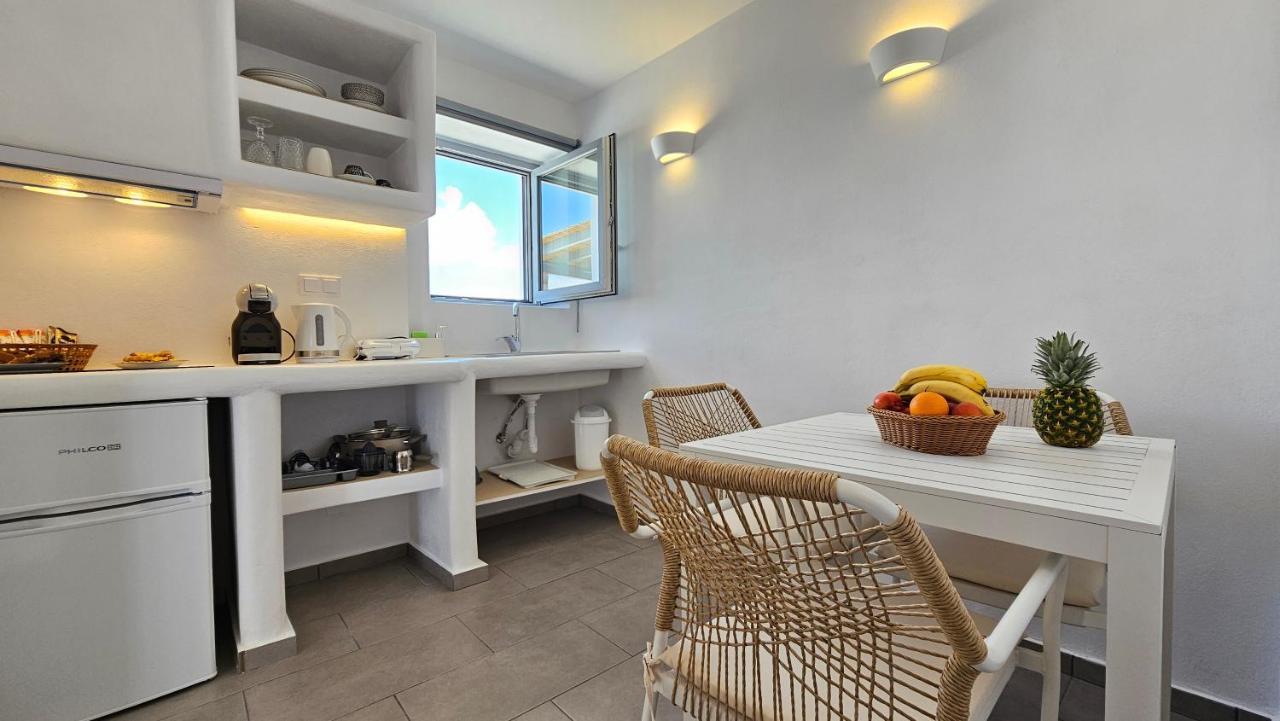 Polychronis Private Suite Pollonia Exterior foto
