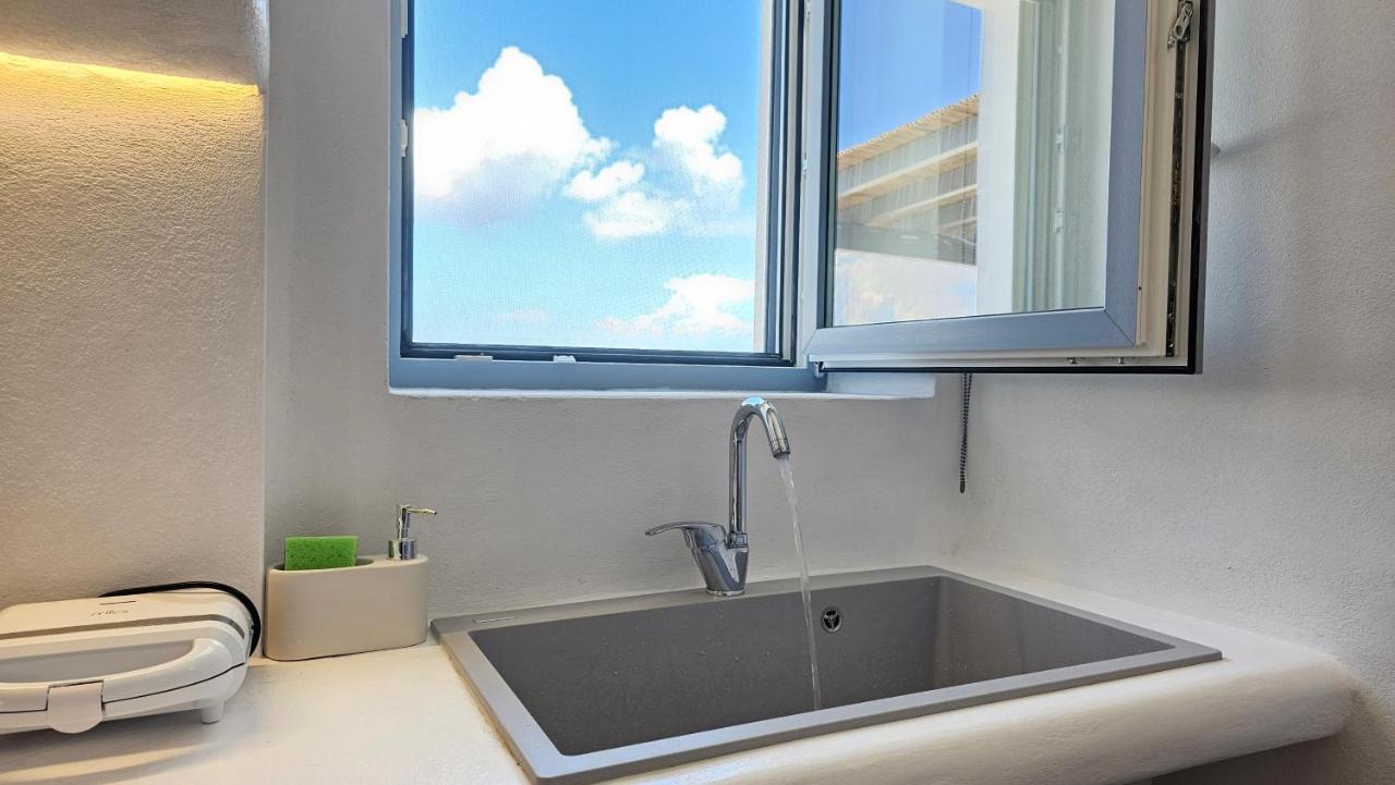 Polychronis Private Suite Pollonia Exterior foto